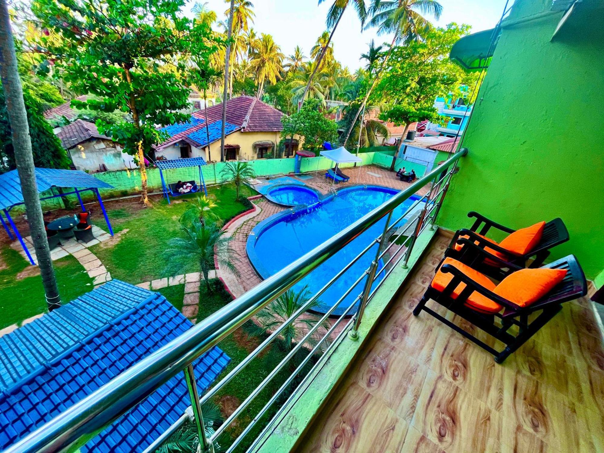Summer Beach Resort, Goa - #Near Baga Beach #Swimming Pool #Garden #Bar #Lift #Premium Rooms #Property Of The Year #70565-84665 Калангут Екстер'єр фото