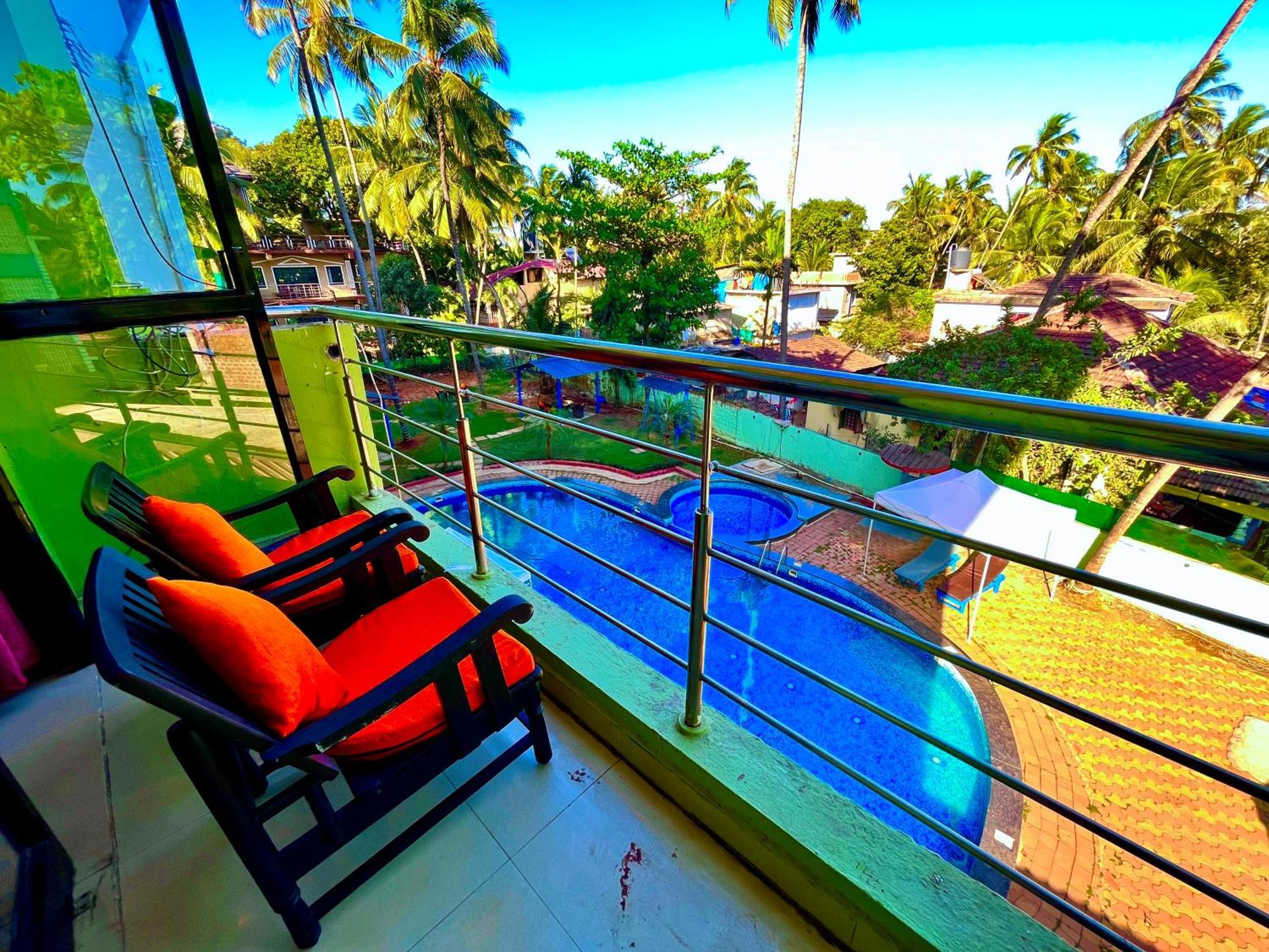 Summer Beach Resort, Goa - #Near Baga Beach #Swimming Pool #Garden #Bar #Lift #Premium Rooms #Property Of The Year #70565-84665 Калангут Екстер'єр фото