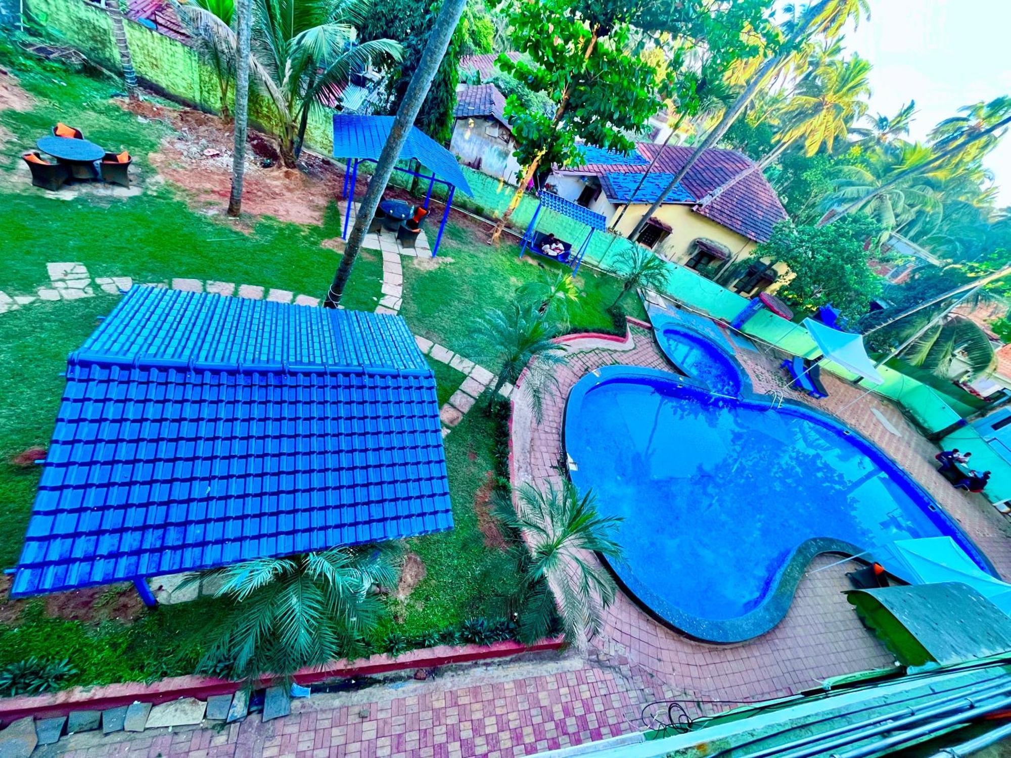 Summer Beach Resort, Goa - #Near Baga Beach #Swimming Pool #Garden #Bar #Lift #Premium Rooms #Property Of The Year #70565-84665 Калангут Екстер'єр фото