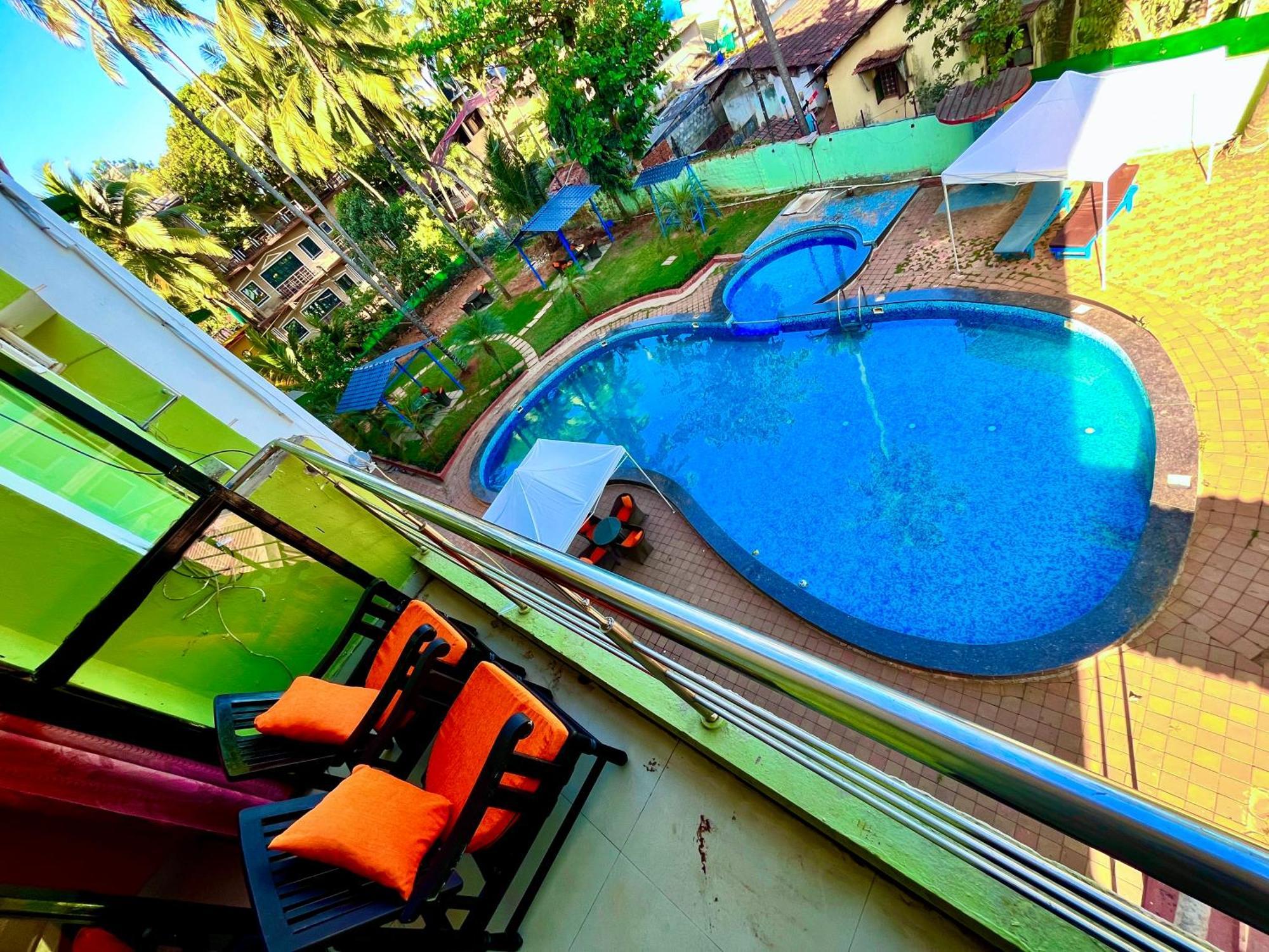Summer Beach Resort, Goa - #Near Baga Beach #Swimming Pool #Garden #Bar #Lift #Premium Rooms #Property Of The Year #70565-84665 Калангут Екстер'єр фото