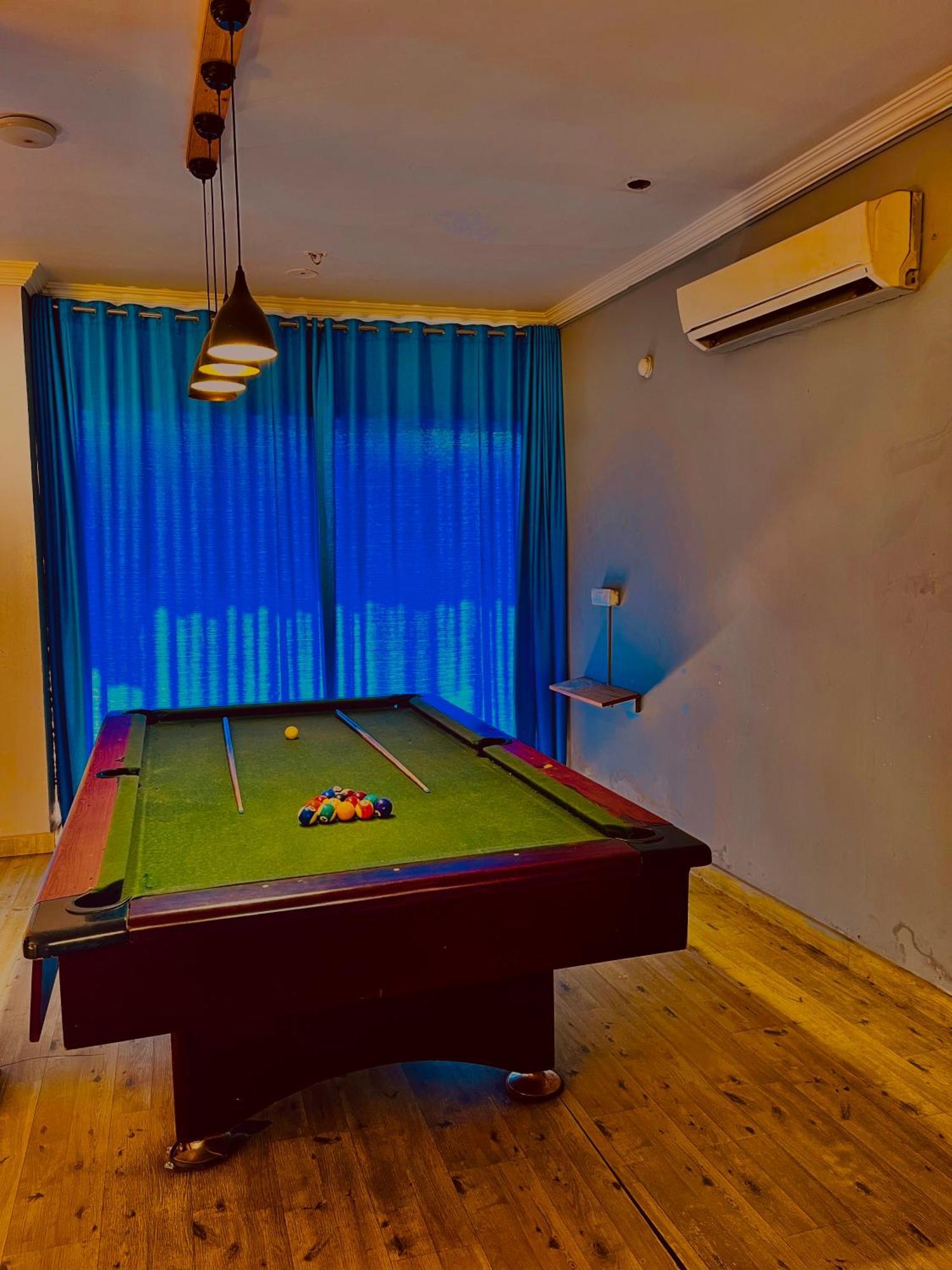 Summer Beach Resort, Goa - #Near Baga Beach #Swimming Pool #Garden #Bar #Lift #Premium Rooms #Property Of The Year #70565-84665 Калангут Екстер'єр фото
